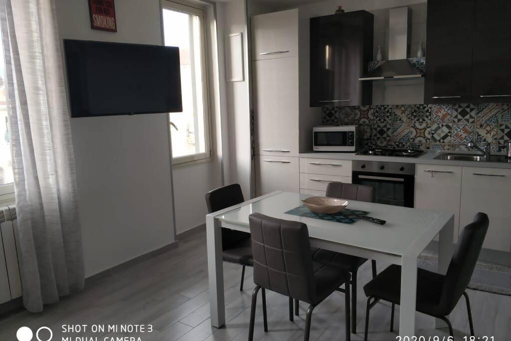 Home Sweet Home Appartamento Ricco Di Comfort Palermo Dış mekan fotoğraf